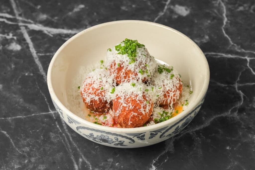 Arancini al Pomodoro (Vegetarian)