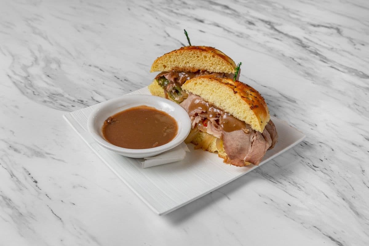 Roast Beef Dip with Onions and Peppers Sandwich Combo