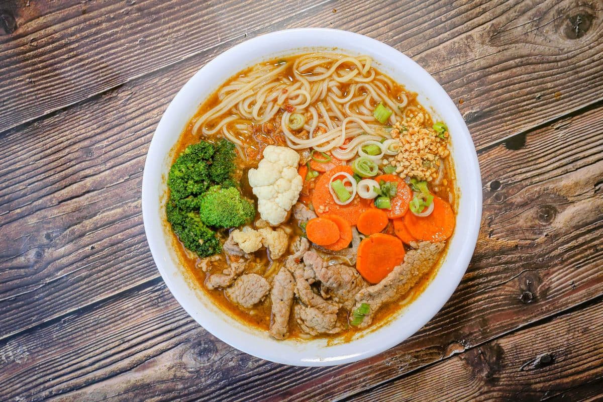 47. Sauteed Beef Rice Noodle Soup