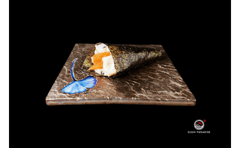 174. Salmon/Tuna Hand Roll