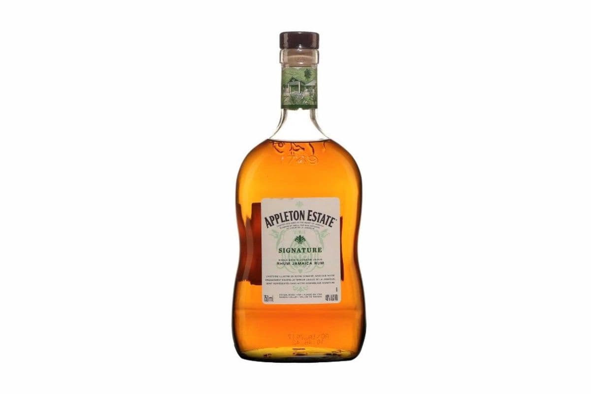 APPLETON ESTATE SIGNATURE BLEND RUM (750ML) (1 x 750ML)