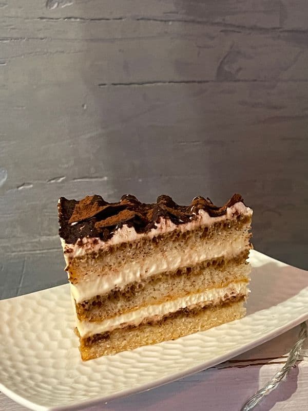 Tiramisu Cake