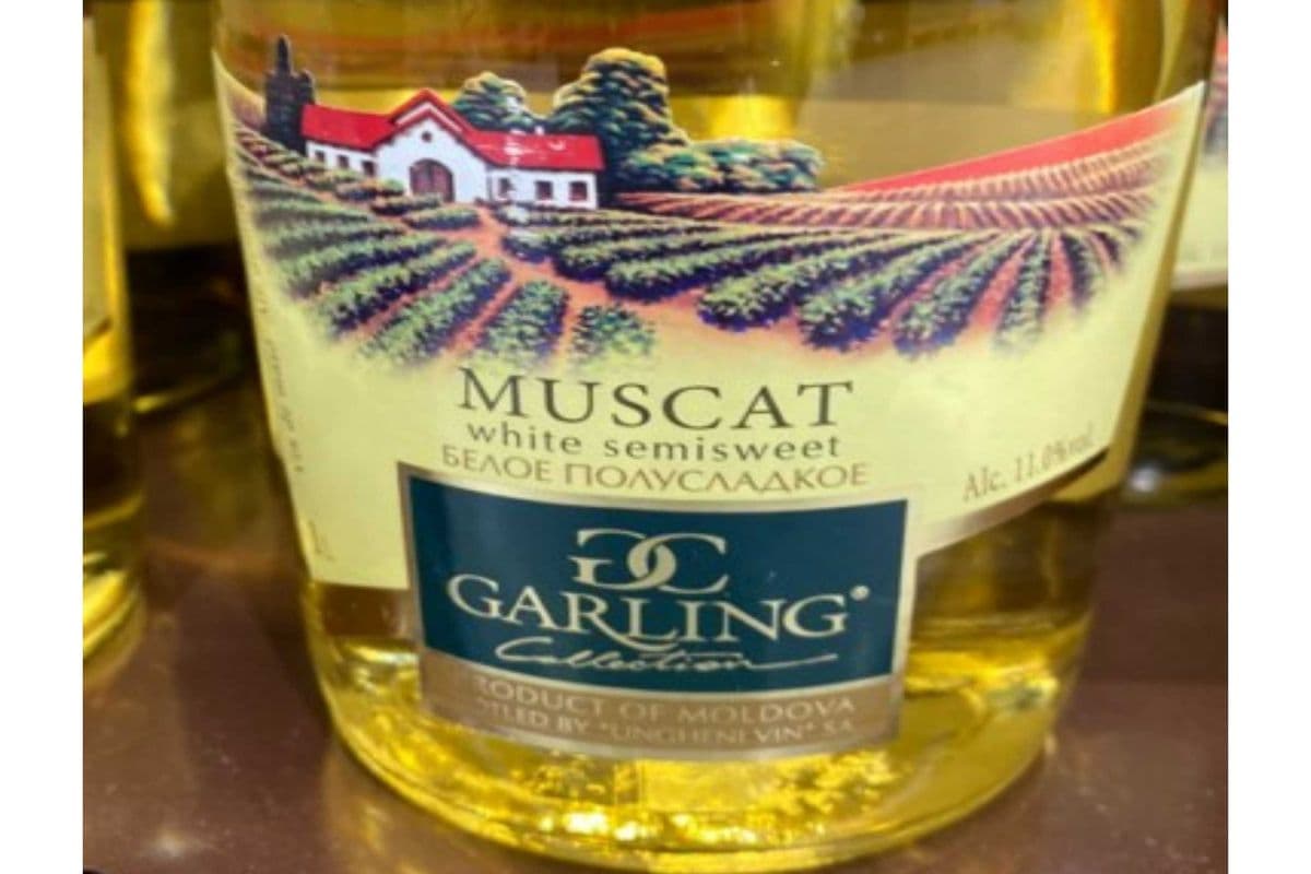 MUSCAT GARLING (1 x 1000ML) (1 x 750 ML )