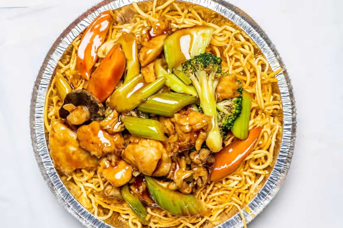 29. Chicken with Mixed Vegetables Chow Mein