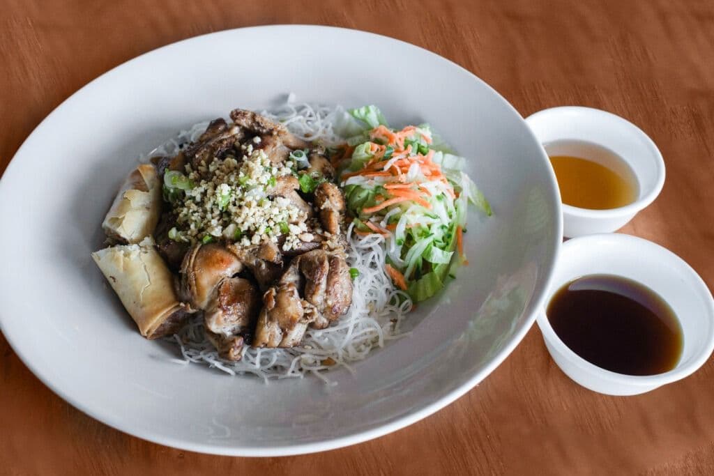 30. Vermicelli, Vegetables, Grilled Chicken, and Spring Roll