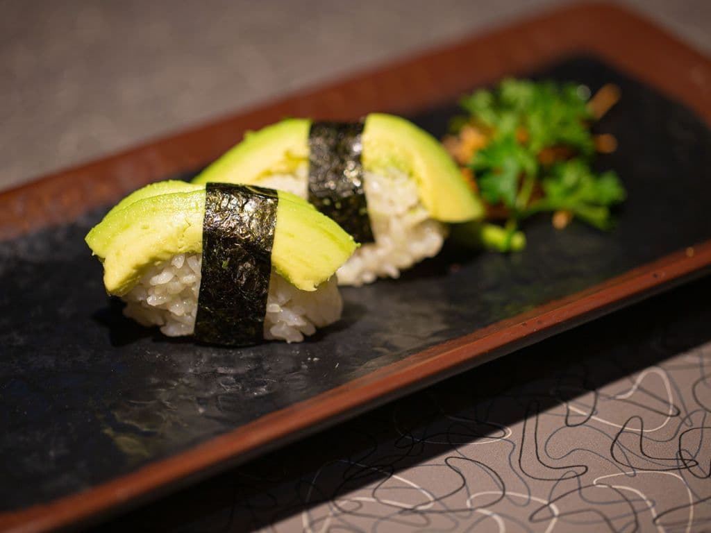 Avocado Sushi (2pcs)