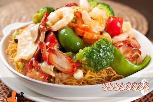 Cantonese Chow Mein