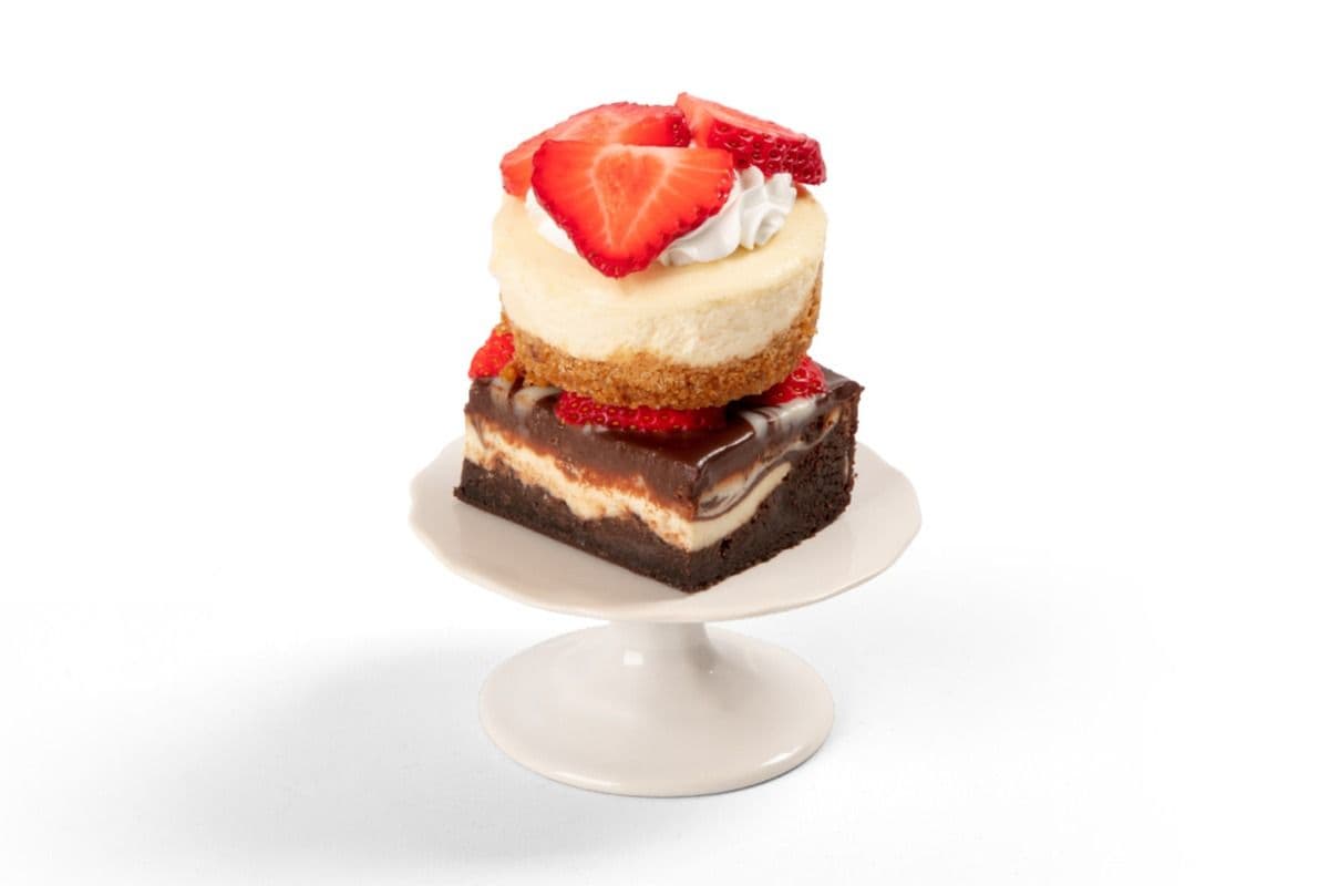 Brownie and Cheesecake Dessert Cup