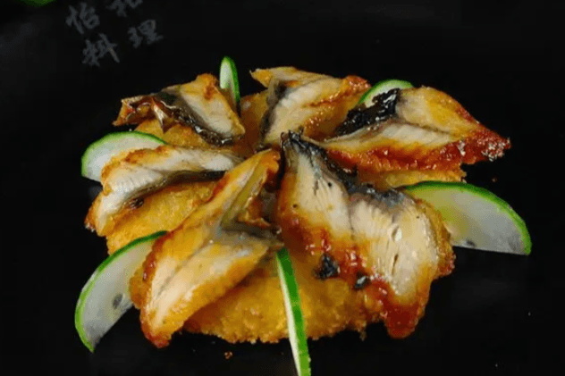 BBQ Eel Pizza