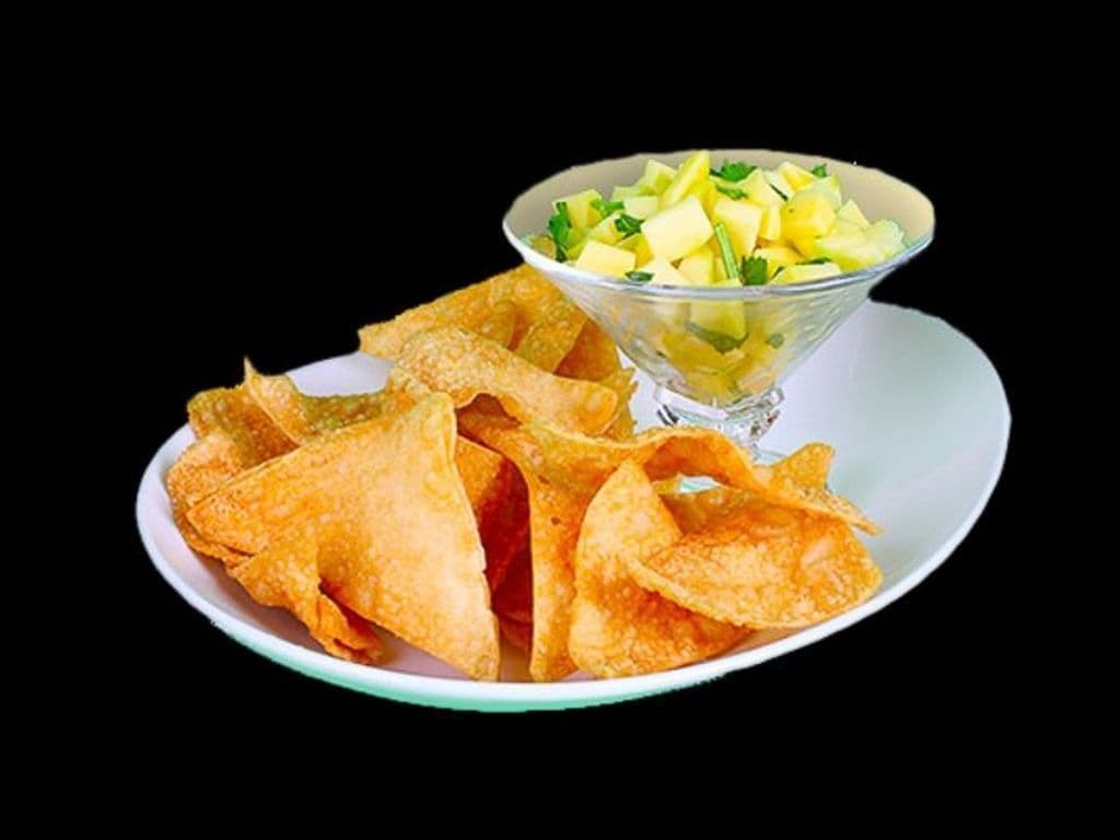Mango Salsa with Wonton Chips