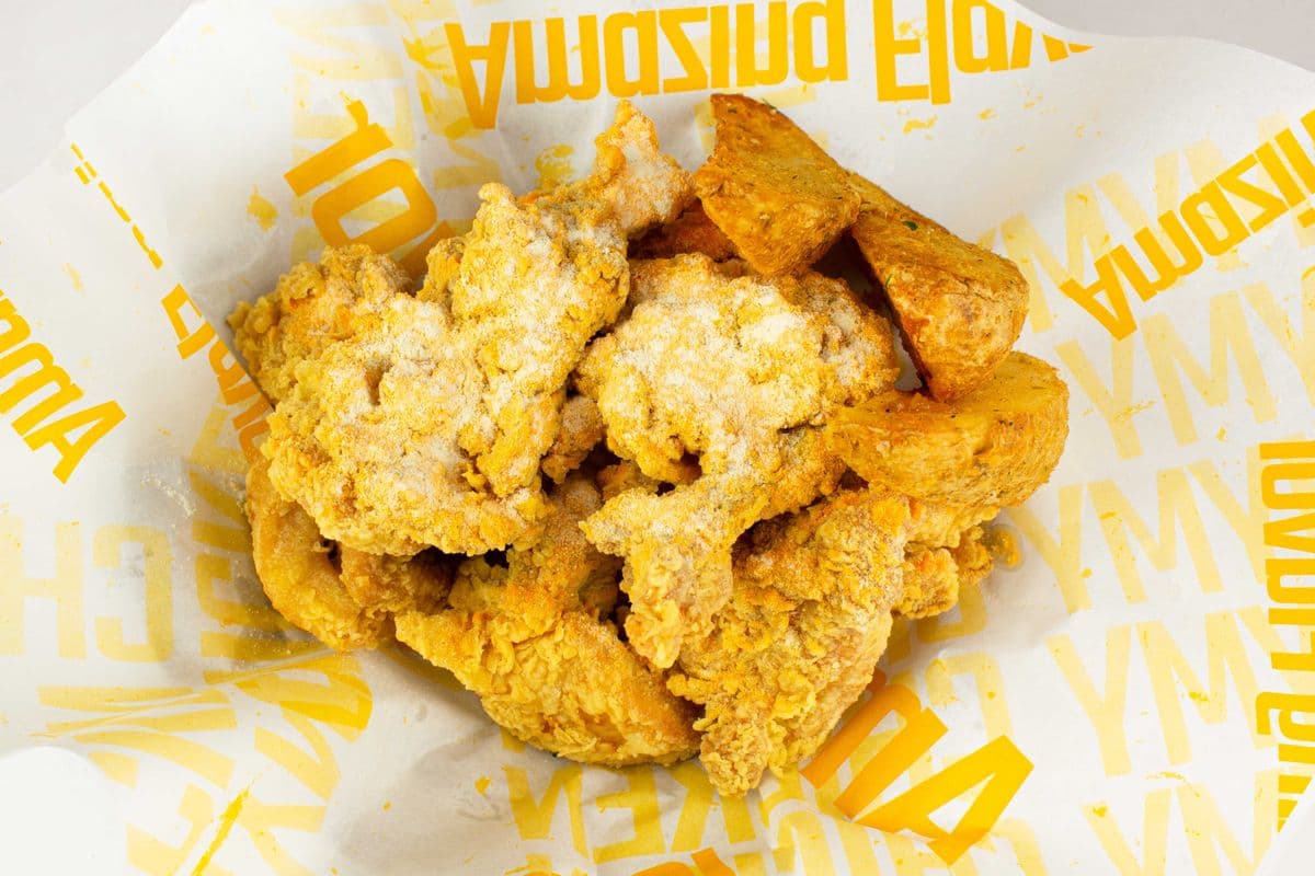 Boneless Snow Powder Chicken