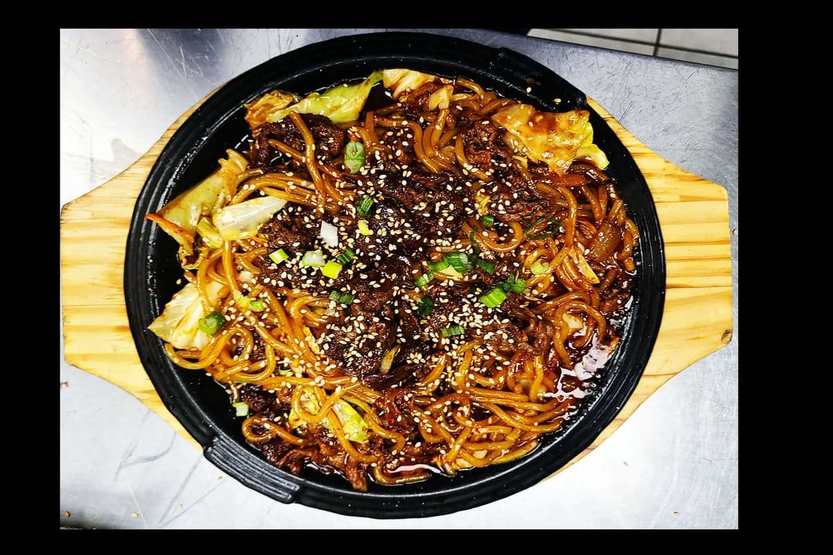 N4. Stir-Fried Bulgogi with Gochujang - Gochu-Jang Bulgogi Noodle(Spicy)