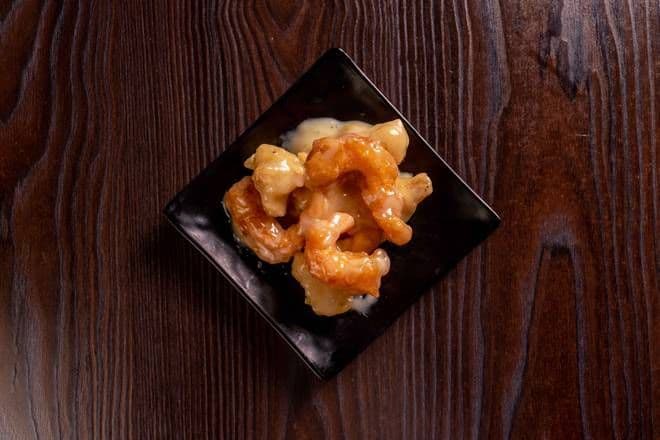 Crispy chicken & shrimps with mayonnaise