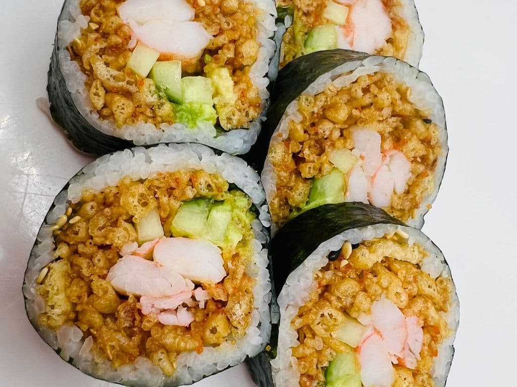 48. Ebi Maki