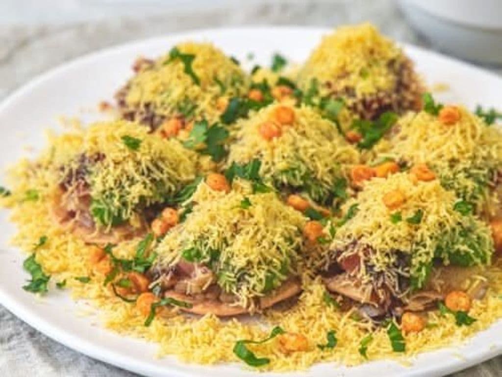 Flat Sev Puri Plate