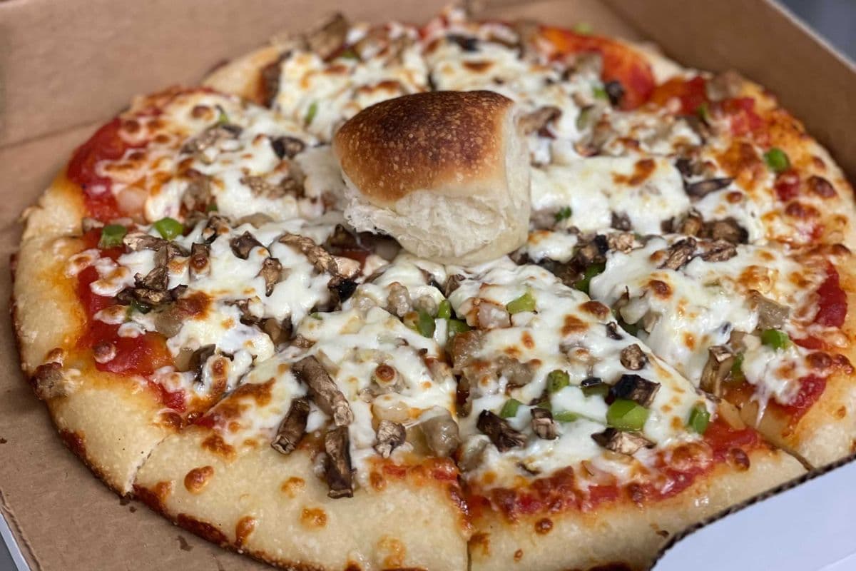 12" Build Your Own Four-Topping Pizza