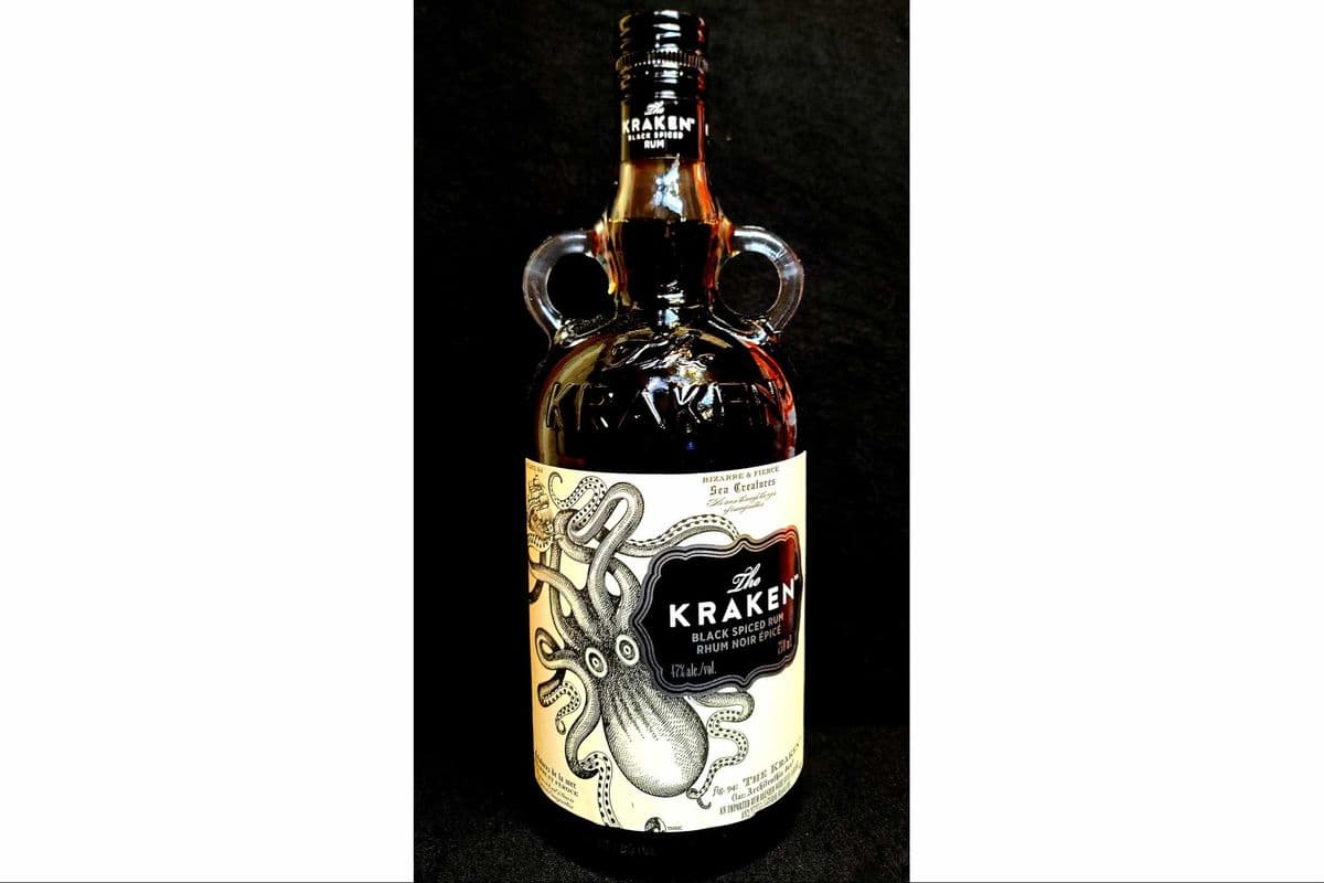 The Kraken Black Spiced Rum (750 ml) (1 x 750)