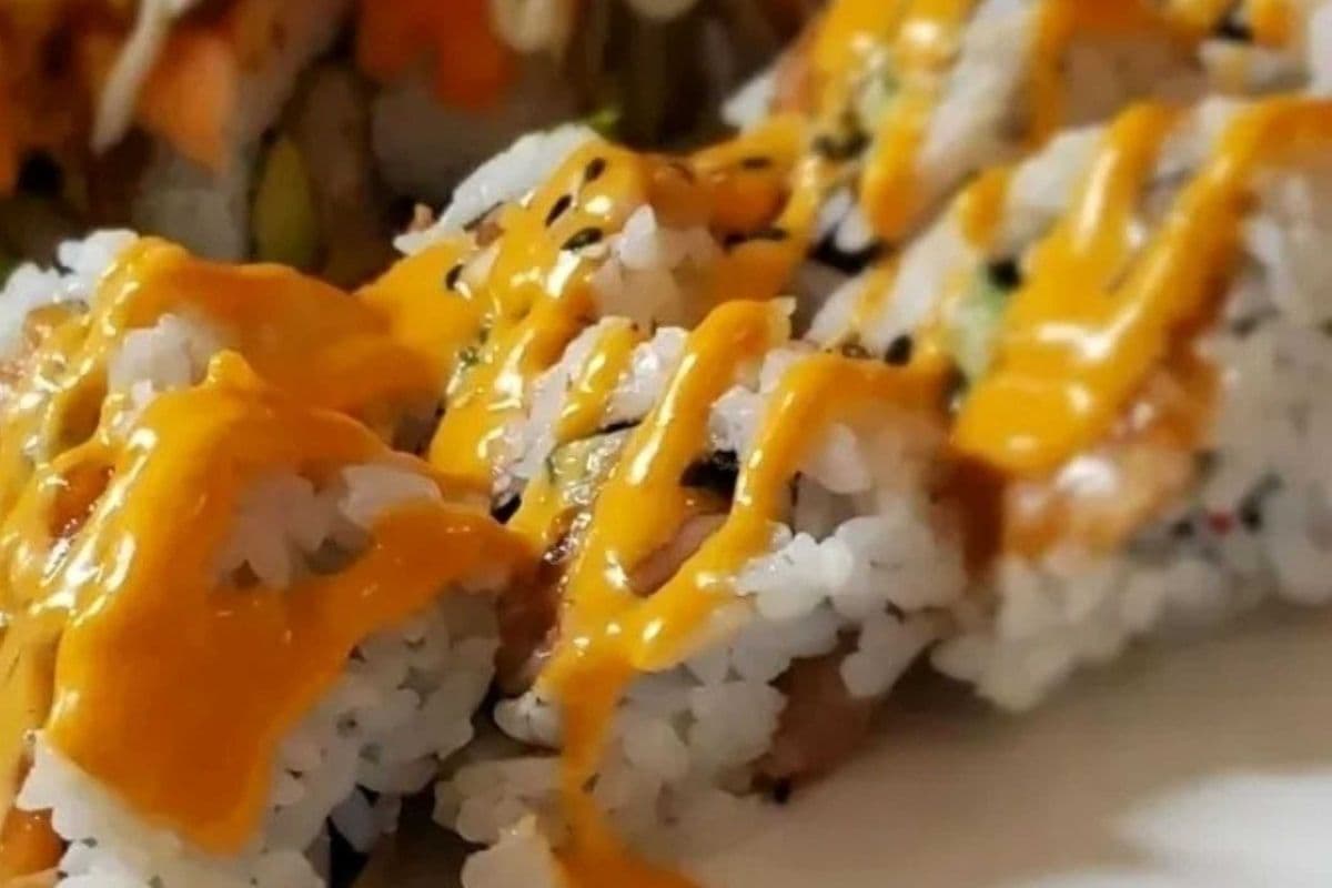 Spicy Salmon Roll
