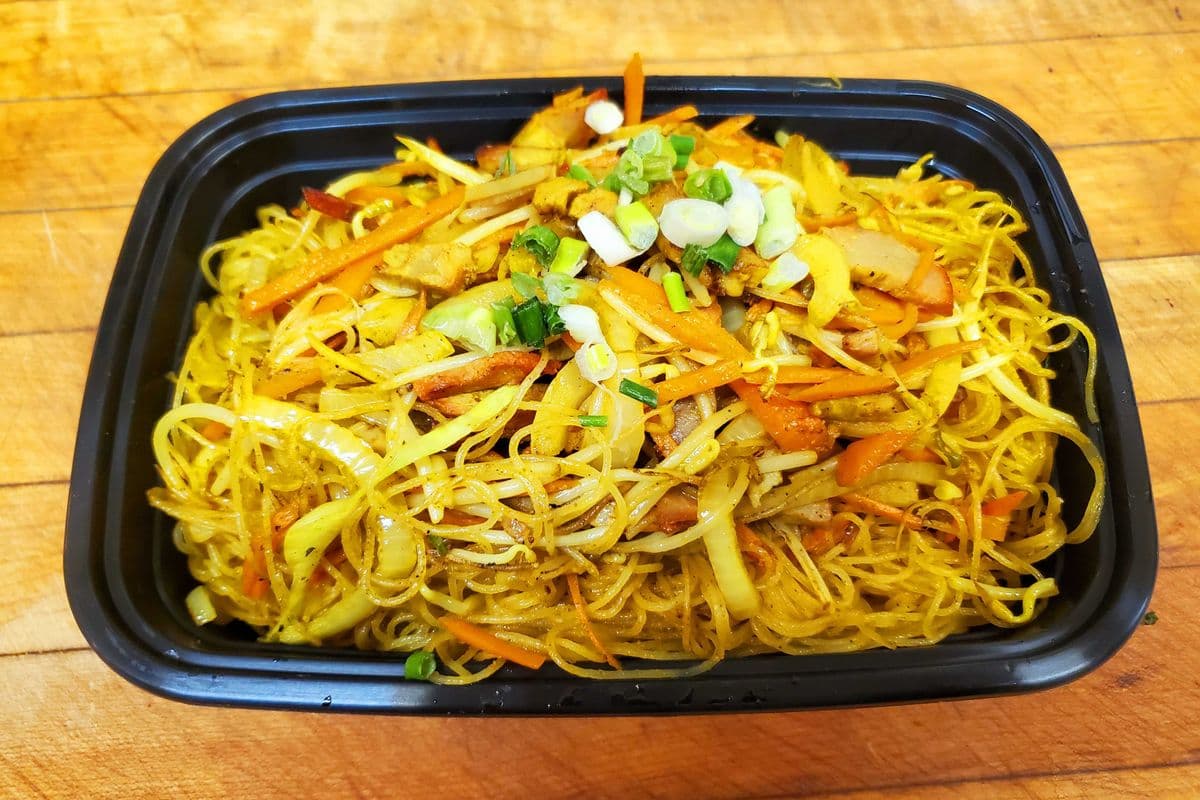 39B. BBQ Pork Vermicelli (curried)