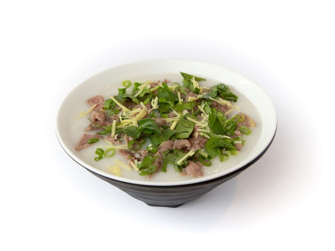 C2  Fresh beef sliced Congee / 牛肉粥 C2