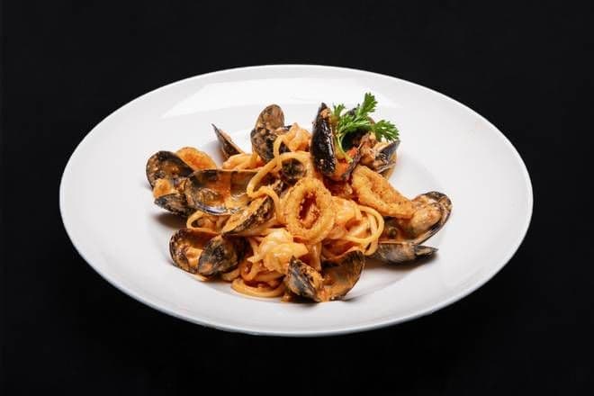 Seafood Linguine