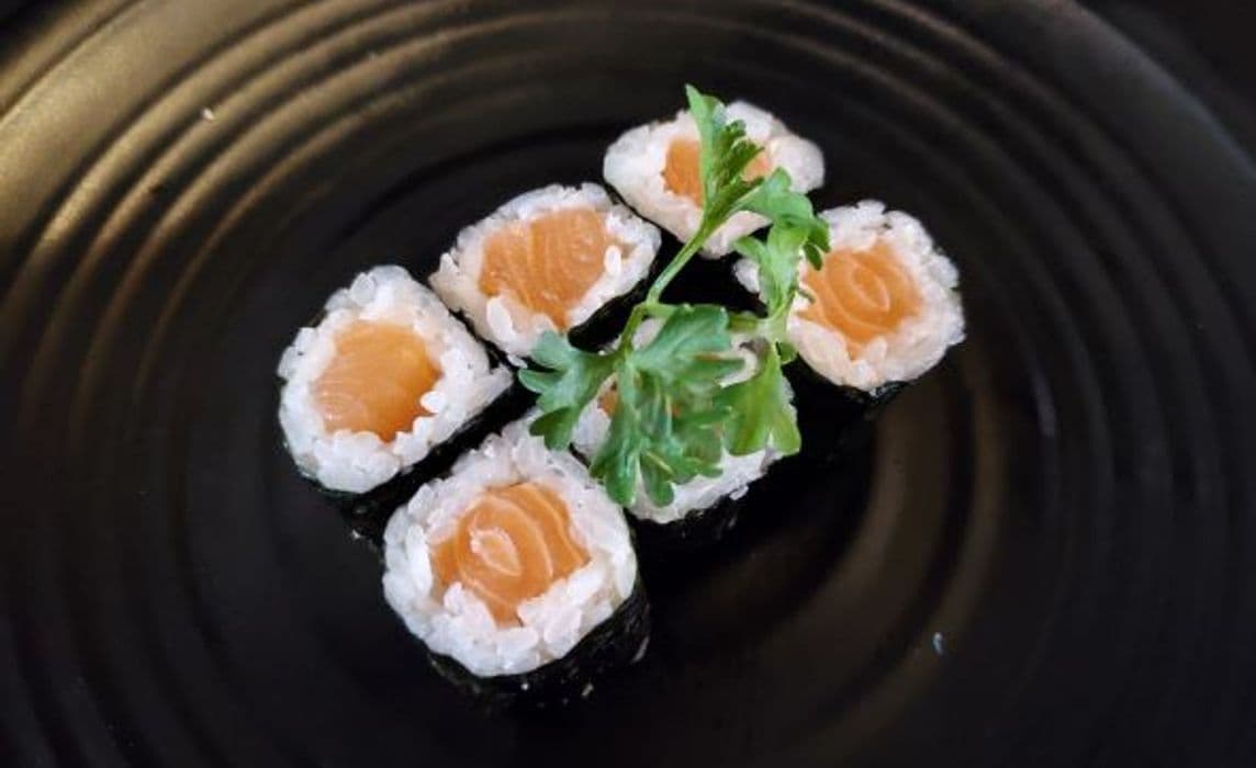 Salmonn Roll (6pcs)