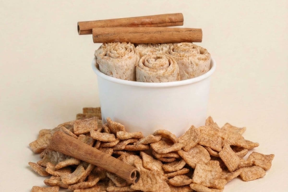 Cinnamon Toast Crunch Rolled Ice Cream