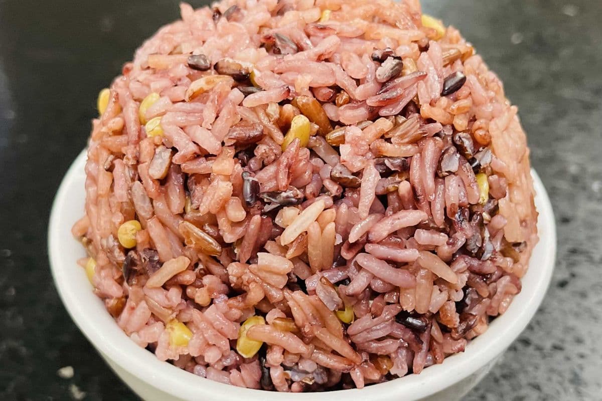 R10. Steamed Five Grains Rice (五谷飯)