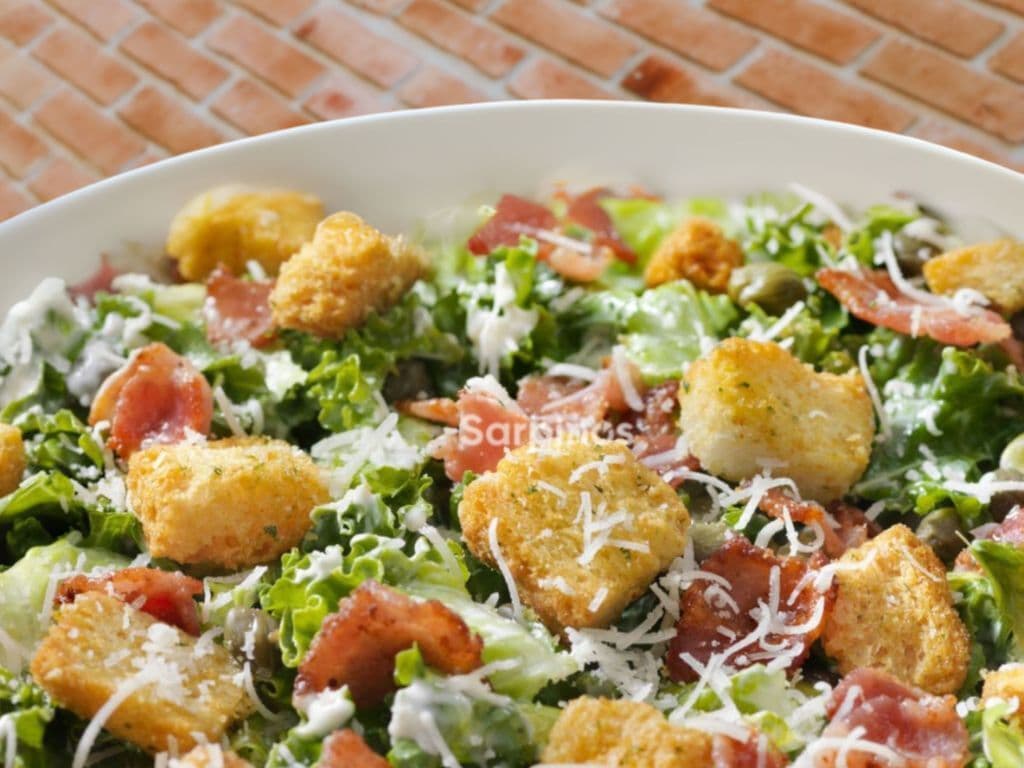 BACON CAESAR SALAD