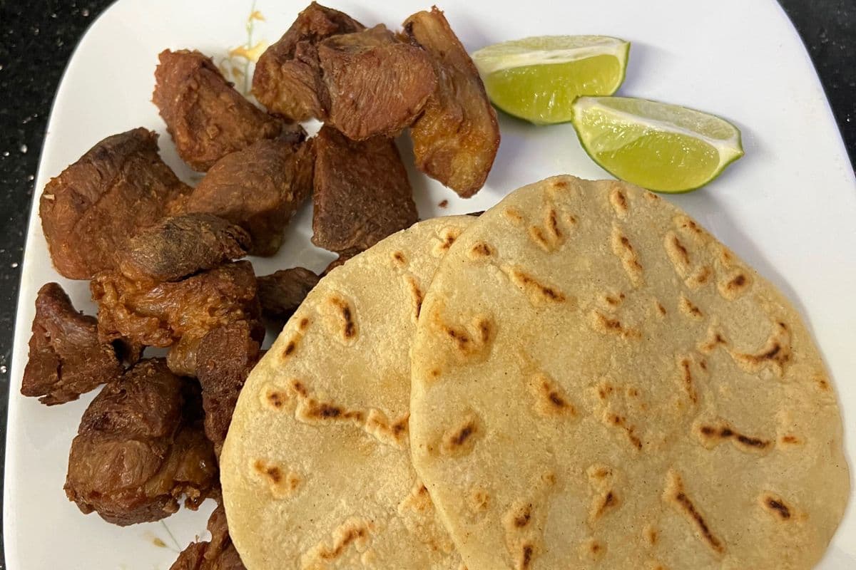 Tortilla with Pork - Tortilla con Chicharron