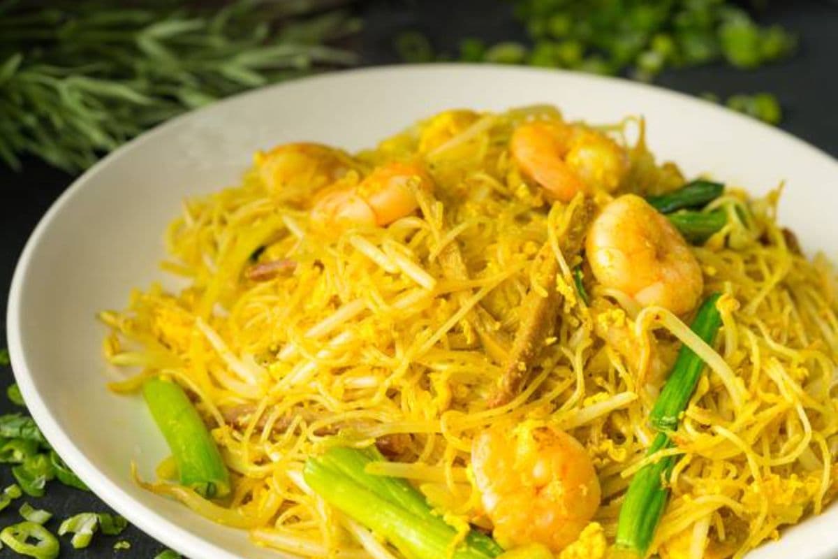 Singapore Style Fried Vermicelli