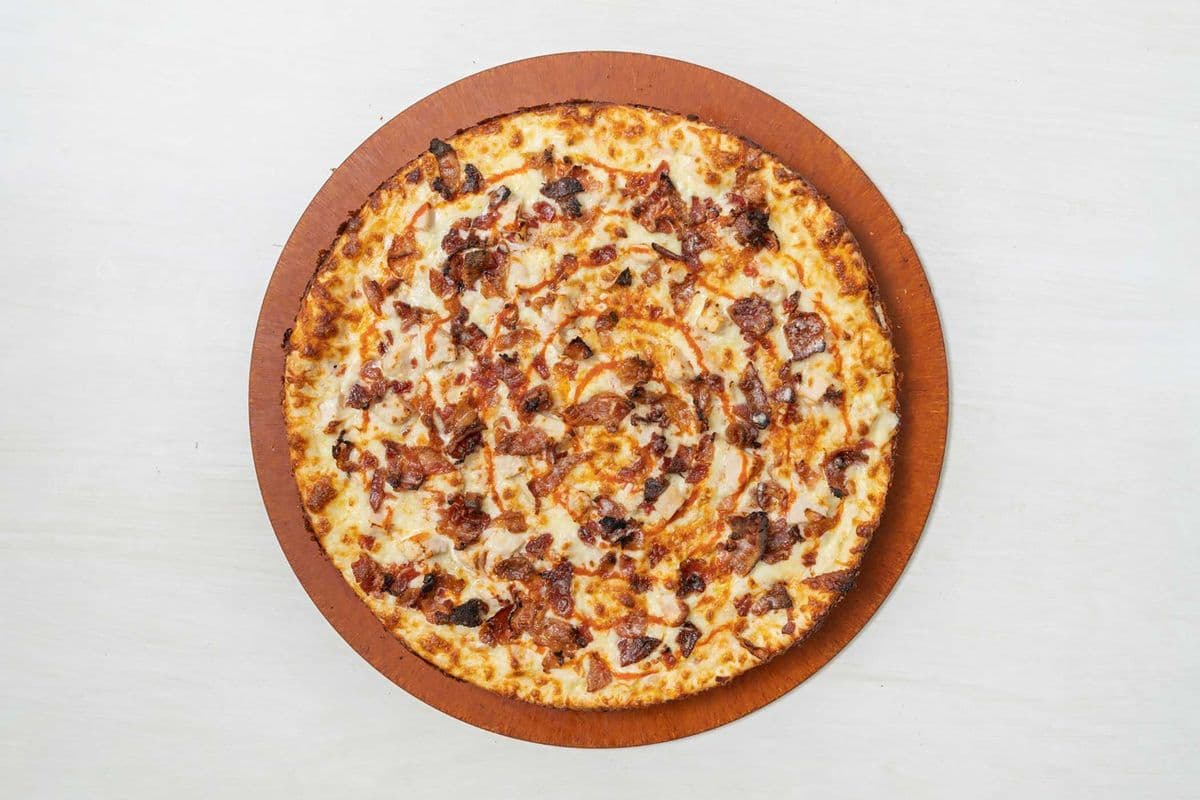 14" Large Buffalo Chicken Pizza