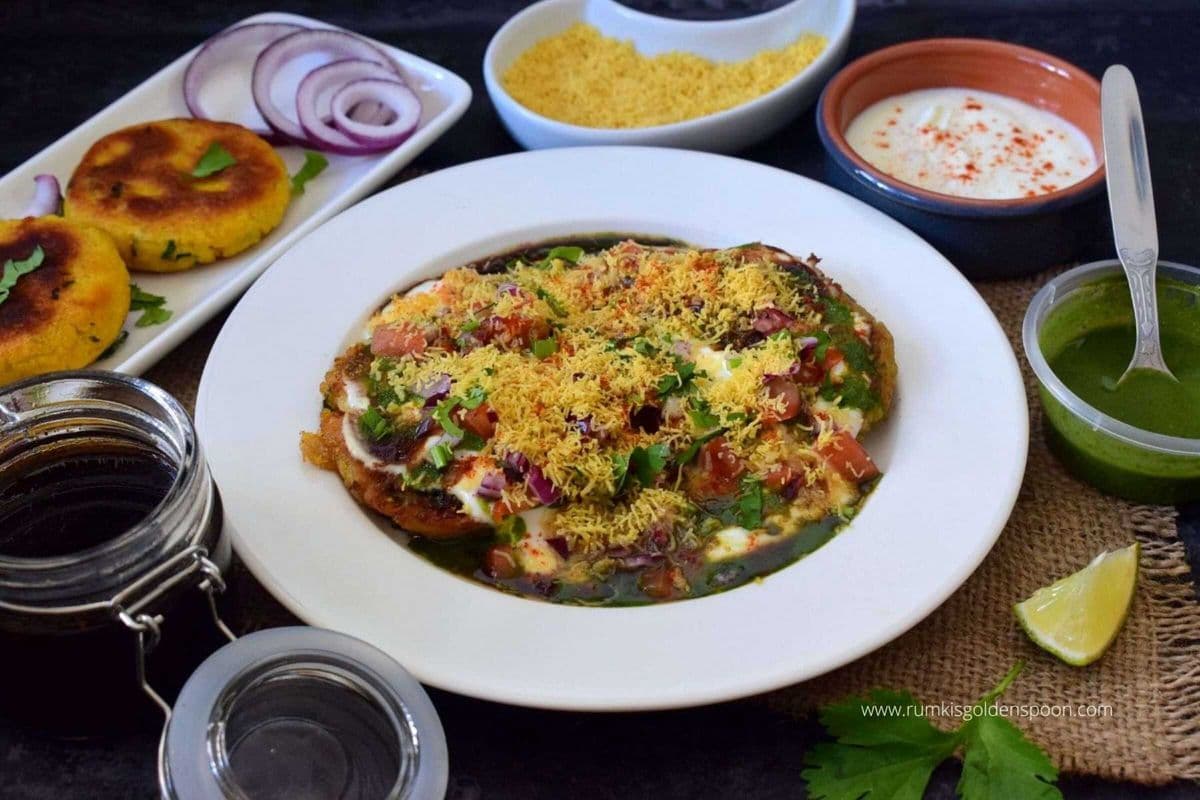 Aloo Tikki Chaat
