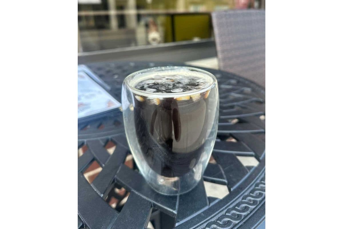 Iced Americano (12oz)