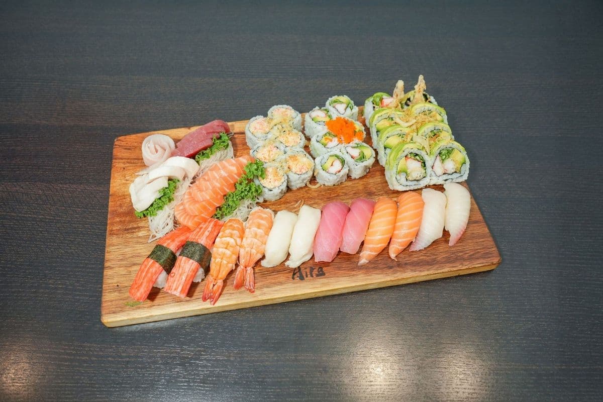 T13. Sashimi, Sushi, and Maki Party Tray (50 pcs)
