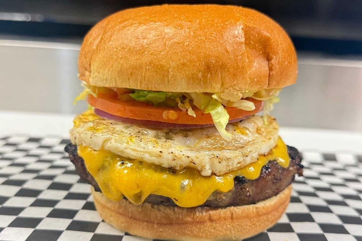 Egg and Cheeseburger