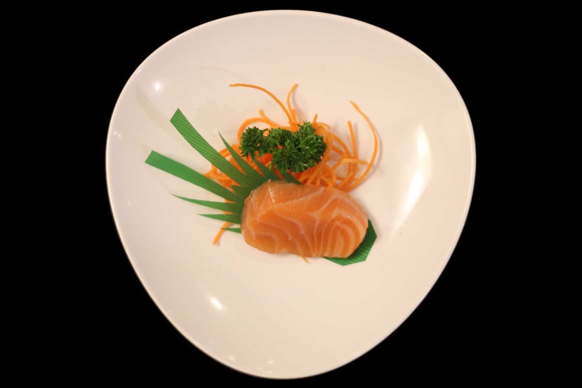 Sake Sashimi (4 pcs)