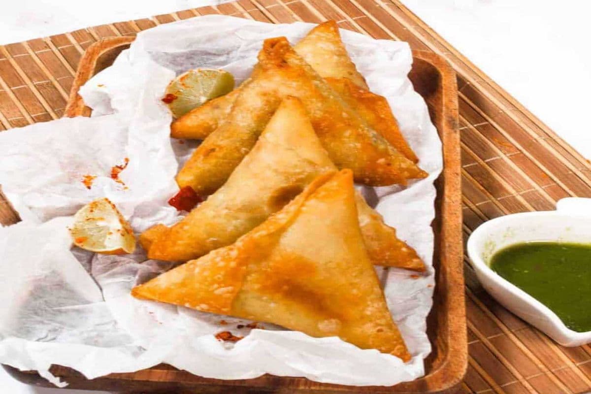 Beef Samosas (2 pcs)