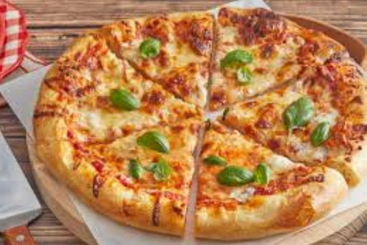 Small (6 Slices)