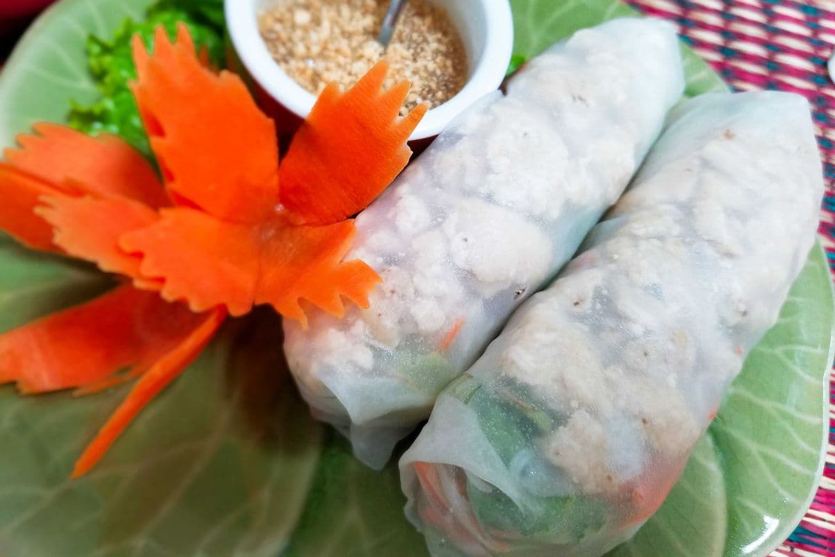 Salad Rolls (2 Pcs)