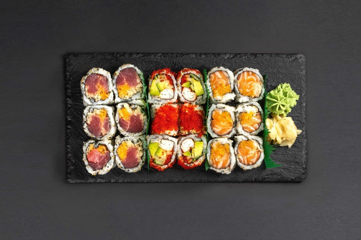 196. Three Maki Combo (18 pcs)