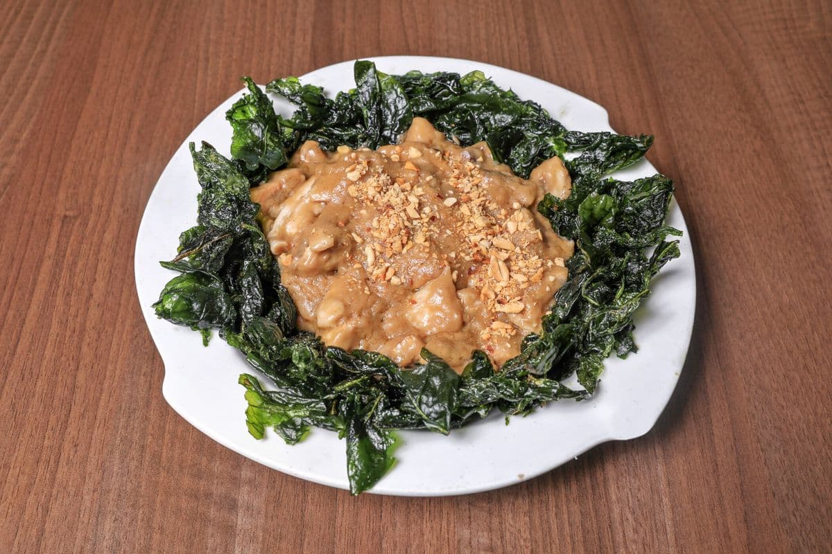 Poulet Sauté à la Sauce aux Arachides-Thai / Sauteed Chicken with Peanut Butter Sauce-Thai (Gà Xào Đậu Phộng (Thái)