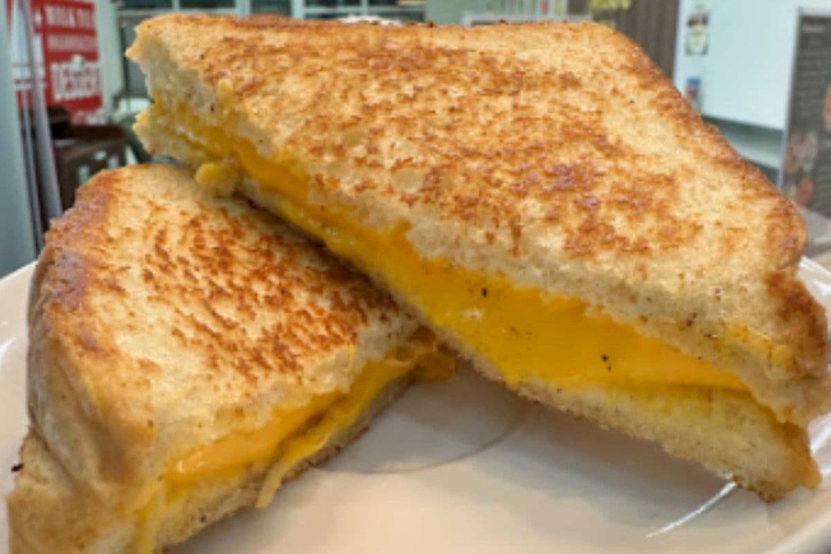 Grilled Cheese (White Bread)