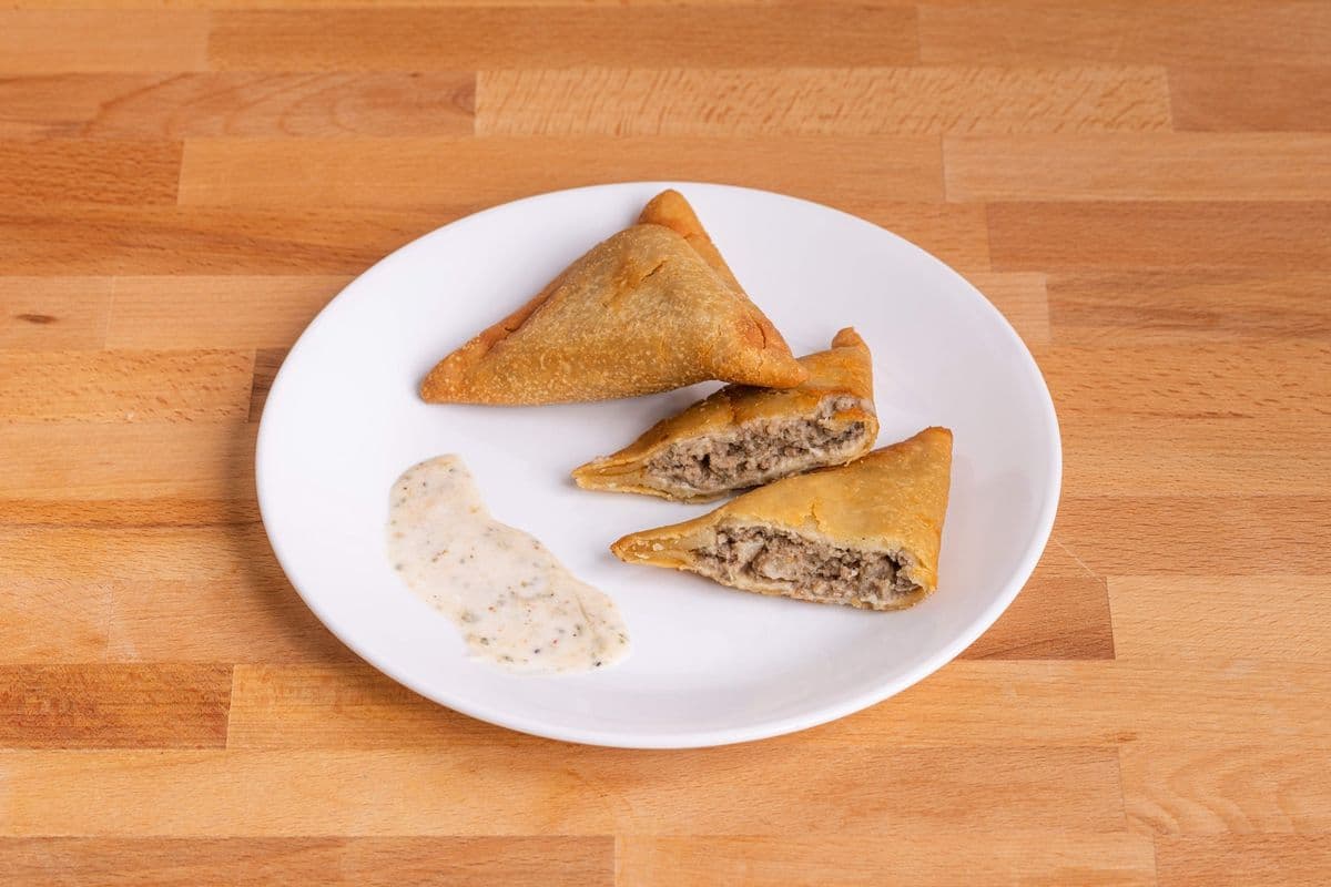 Beef Samosas (2 pcs)