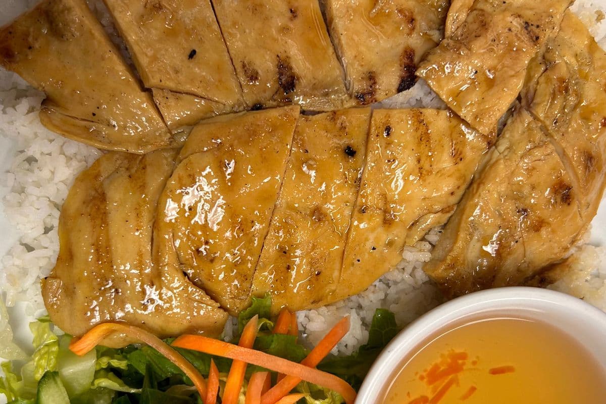 84. Grilled Lemongrass Chicken on Steamed Rice