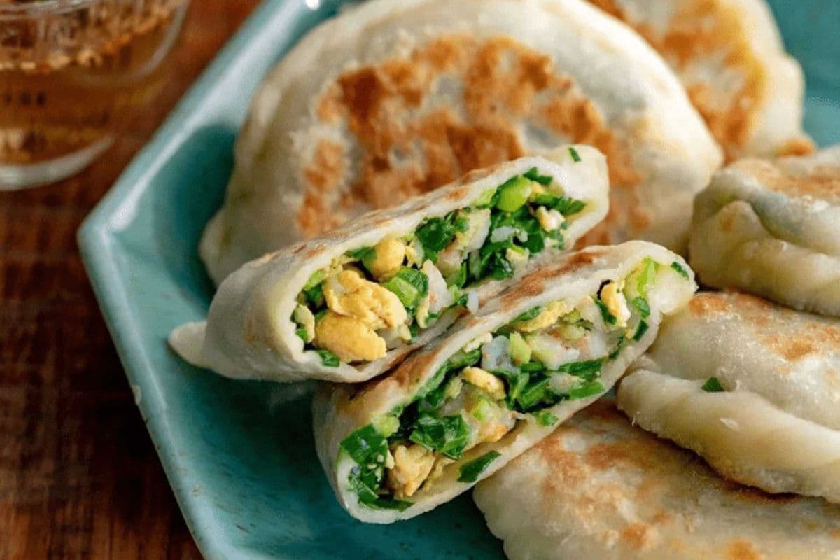 E11. Leek and Egg Pancake(2pcs)