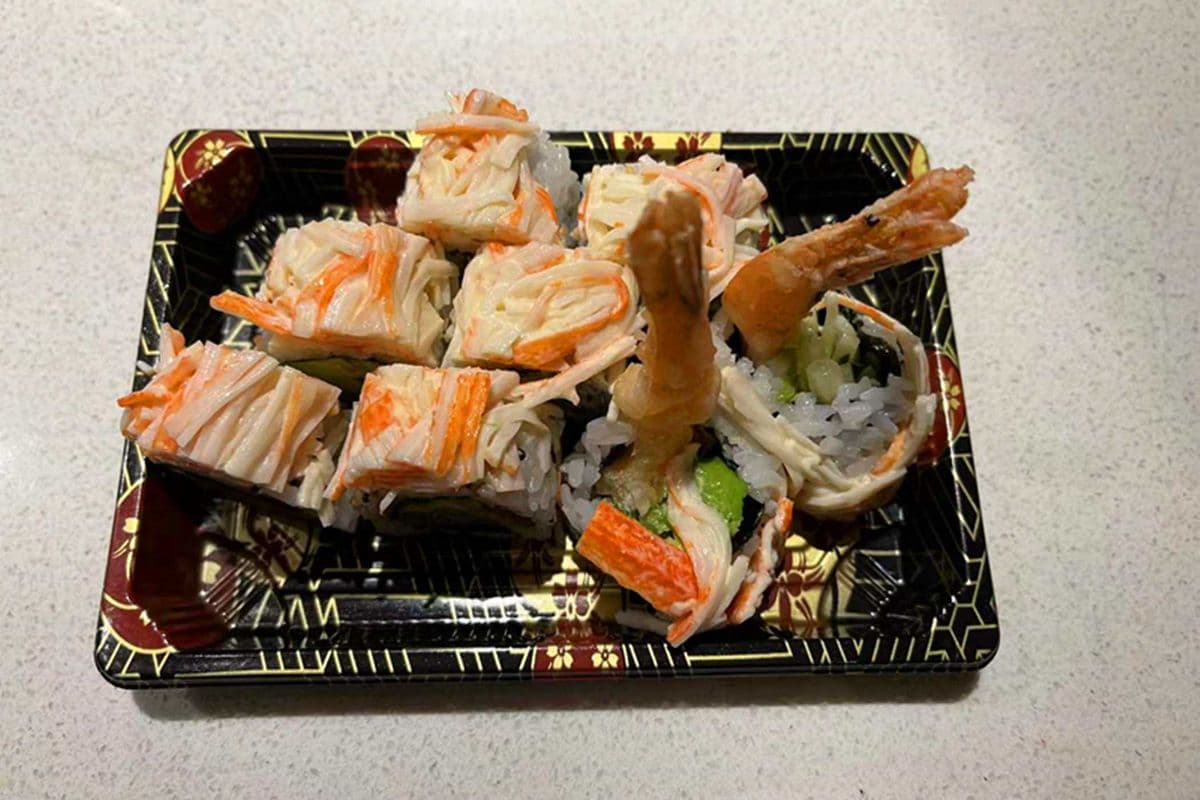090 Snow Dragon Roll (8 pcs)