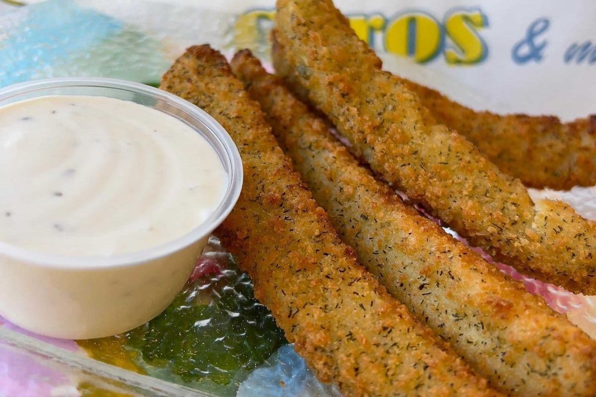 Deep-Fried Pickles (5 pcs)