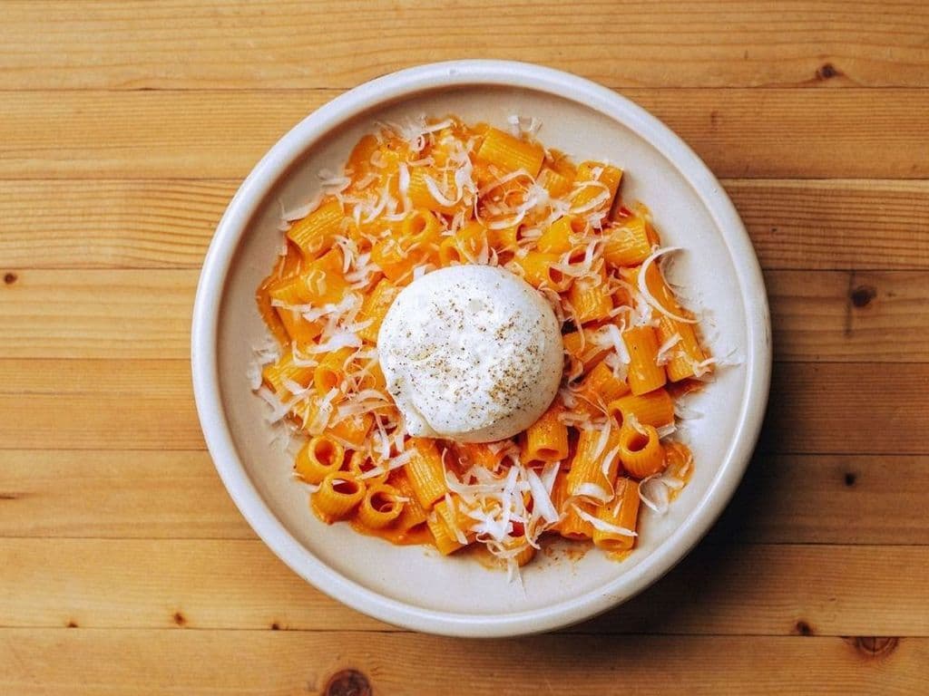 rose rigatoni