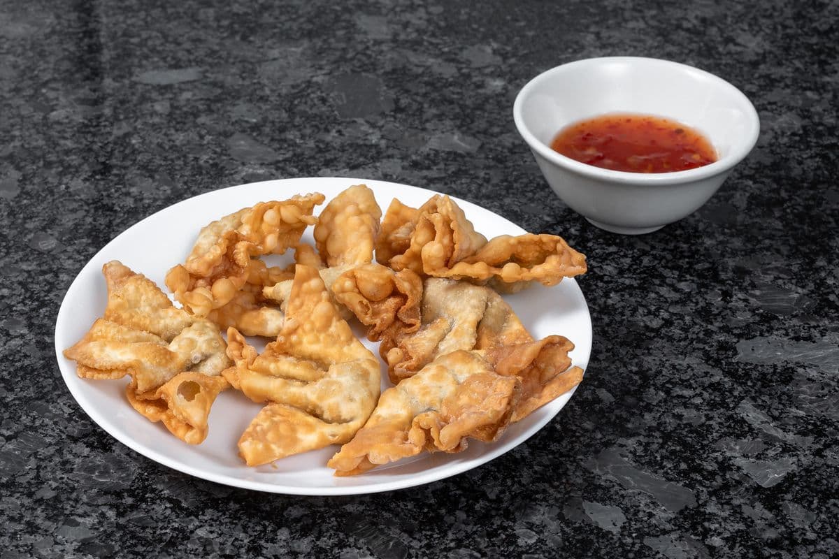 9. Deep-Fried Wontons - Hoanh Thanh Chien (6 pcs)